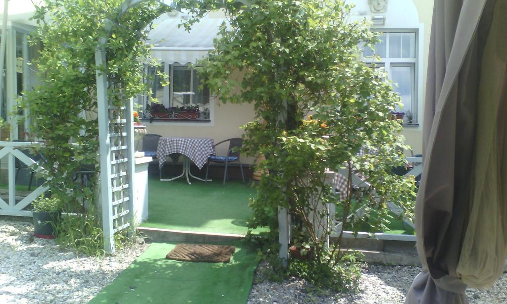 Villa Meteor Marianske Lazne Exterior photo